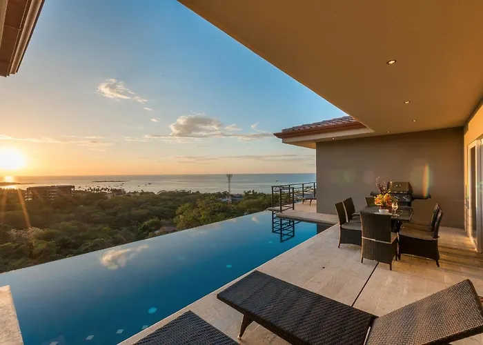 Casa De La Perla, Ocean View 4 Bedroom * Tamarindo